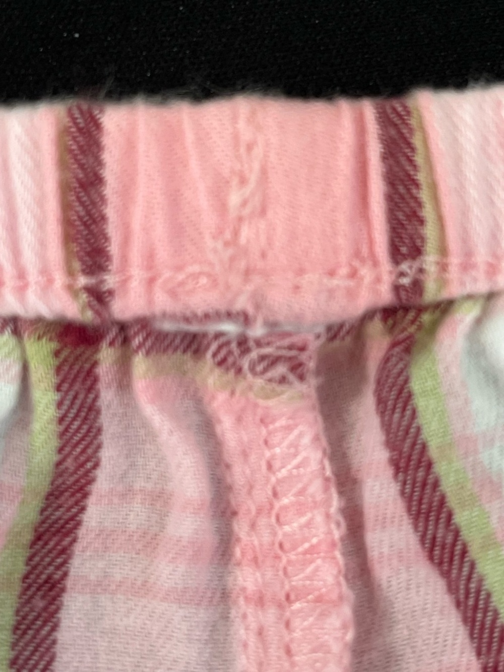 Tullibee & Wild Fable "P.J. Set of sweatshirt in ditsy, cozy check flannel pants - Picture 15 of 16
